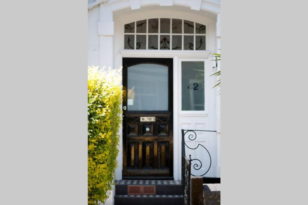 Luxury Apartment In Belsize Park Londra Esterno foto
